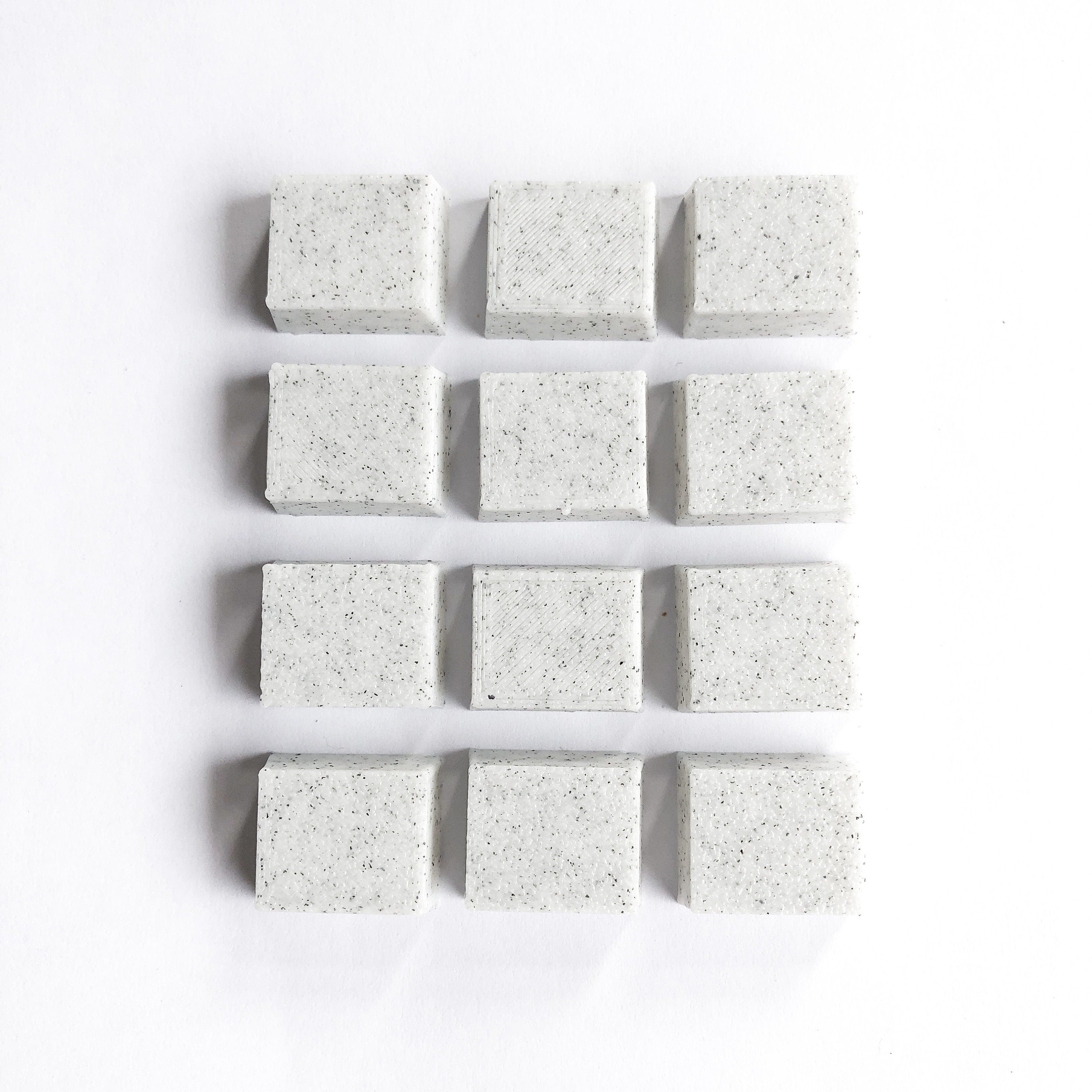 Lege halve pannen aquarel